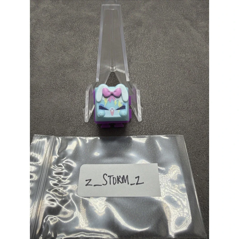 Clickeez Series 1 Celestial Sky z_STORM_z Single Key